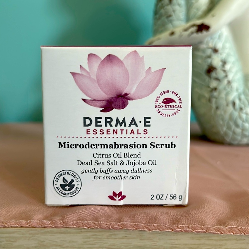 DERMA-E Microdermabrasion Scrub
